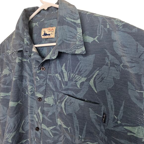 Huk Fishing Mens All Over Print Fish Shirt Outdoor Size XL Stretch Performance - Picture 5 of 8